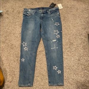 Stella Skinny Lucky brand jeans.Slim fit-low rise